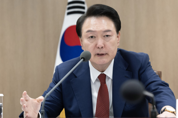 법원, '내란혐의' 윤대통령 체포영장 발부...헌정 사상 최초