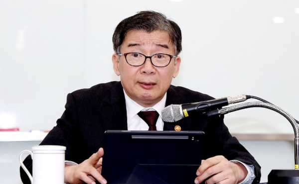 "자립준비청년 취업지원 34세로 상향조정"...권익위, 복지부에 권고