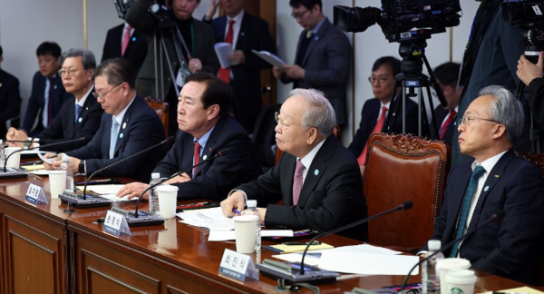 "상속세 OECD평균인 최대 30%까지 낮춰야"...경제6단체 개편 촉구
